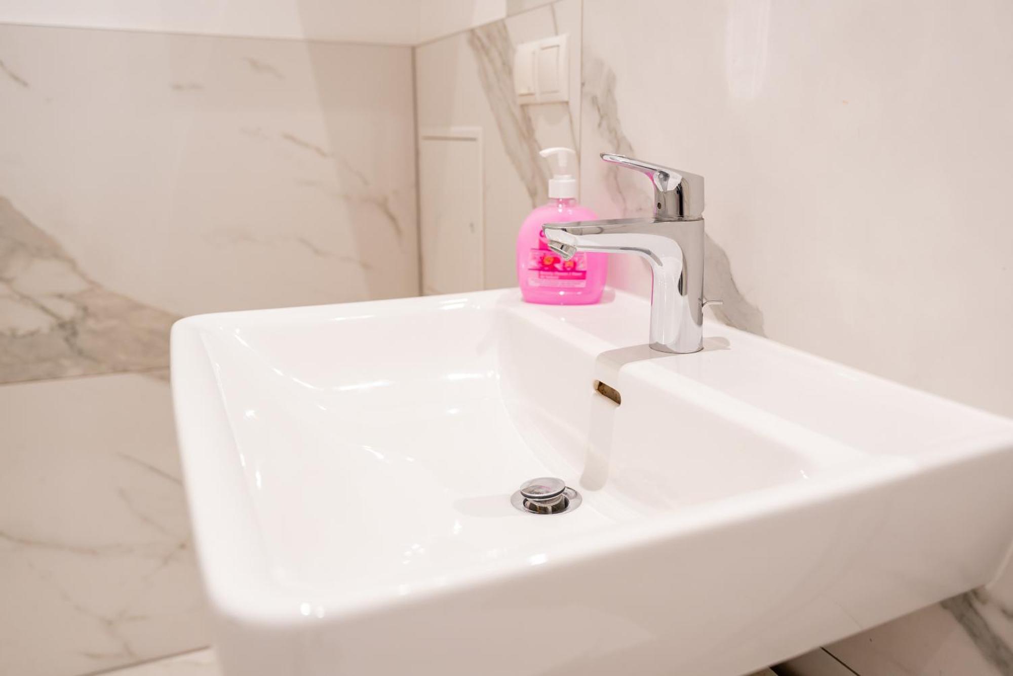 Vienna City Apartments - Metro 1160 فيينا المظهر الخارجي الصورة